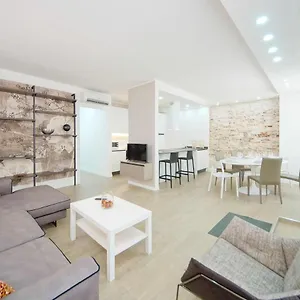 venezia-center-ca-corte-paludo-wi-fi.hotelinveneto.com/