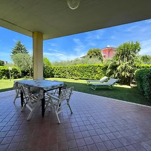 Apartment Garden Lazise