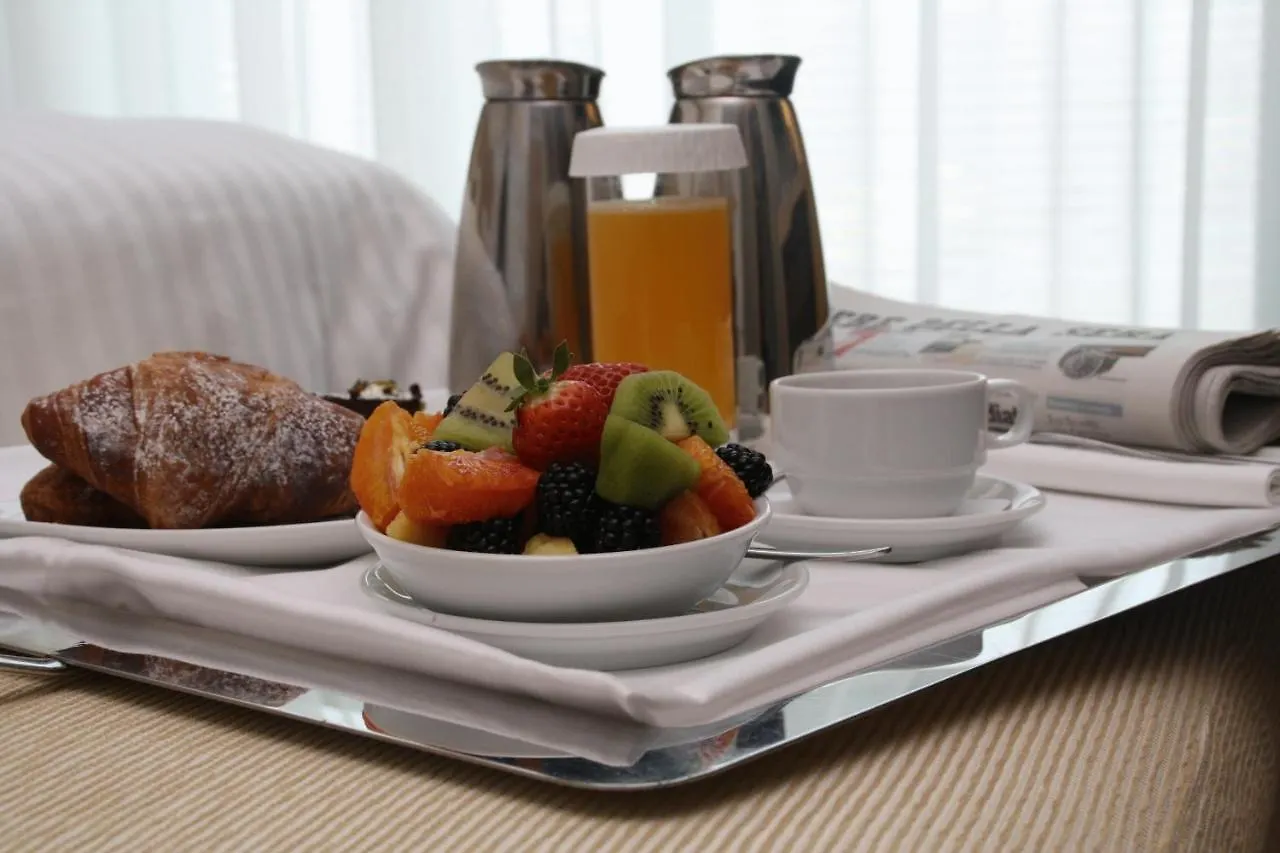 Hotel Domina Milano Fiera Novate Milanese 4*,  Italien