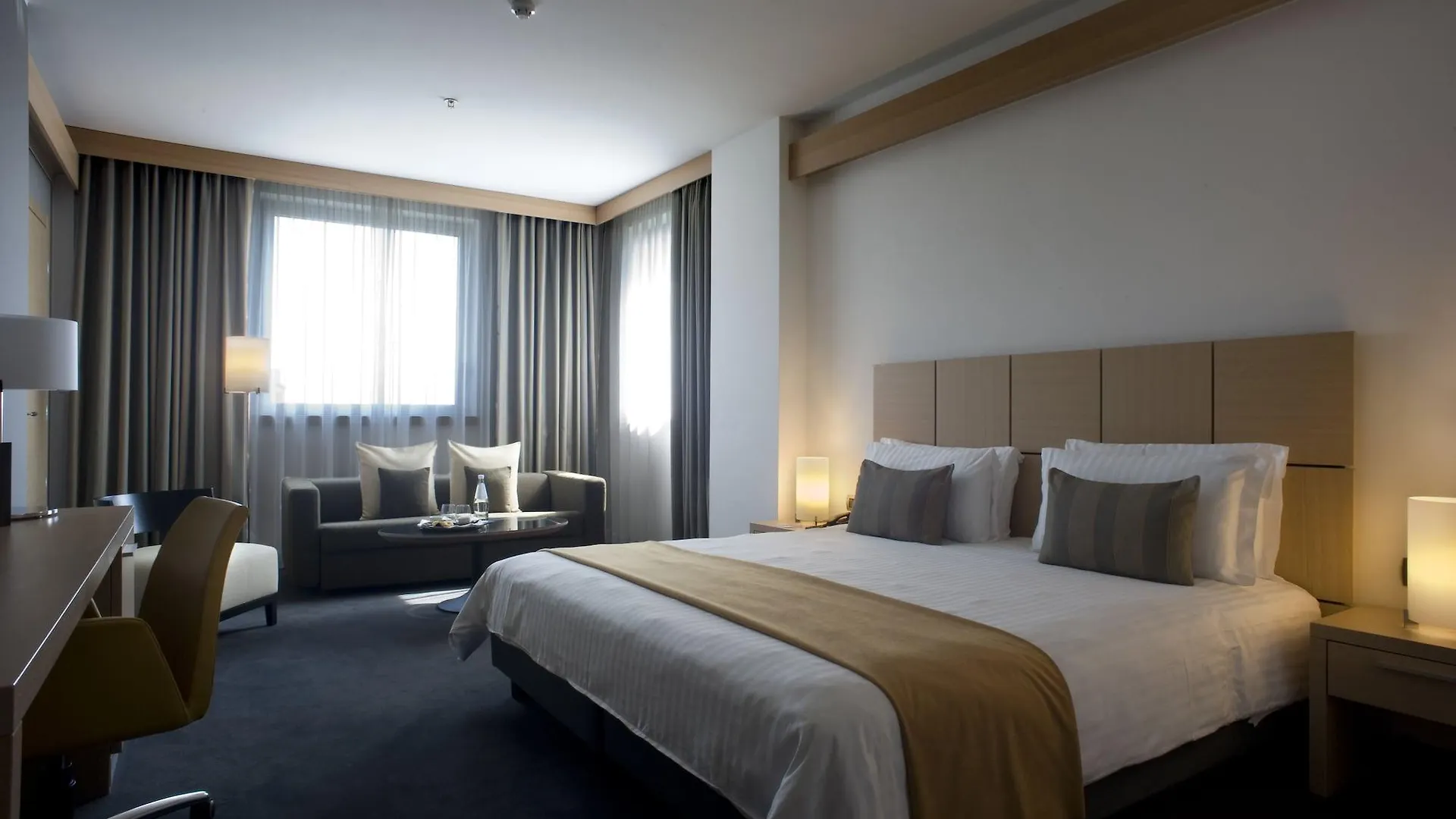 Domina Milano Fiera Hotel Novate Milanese