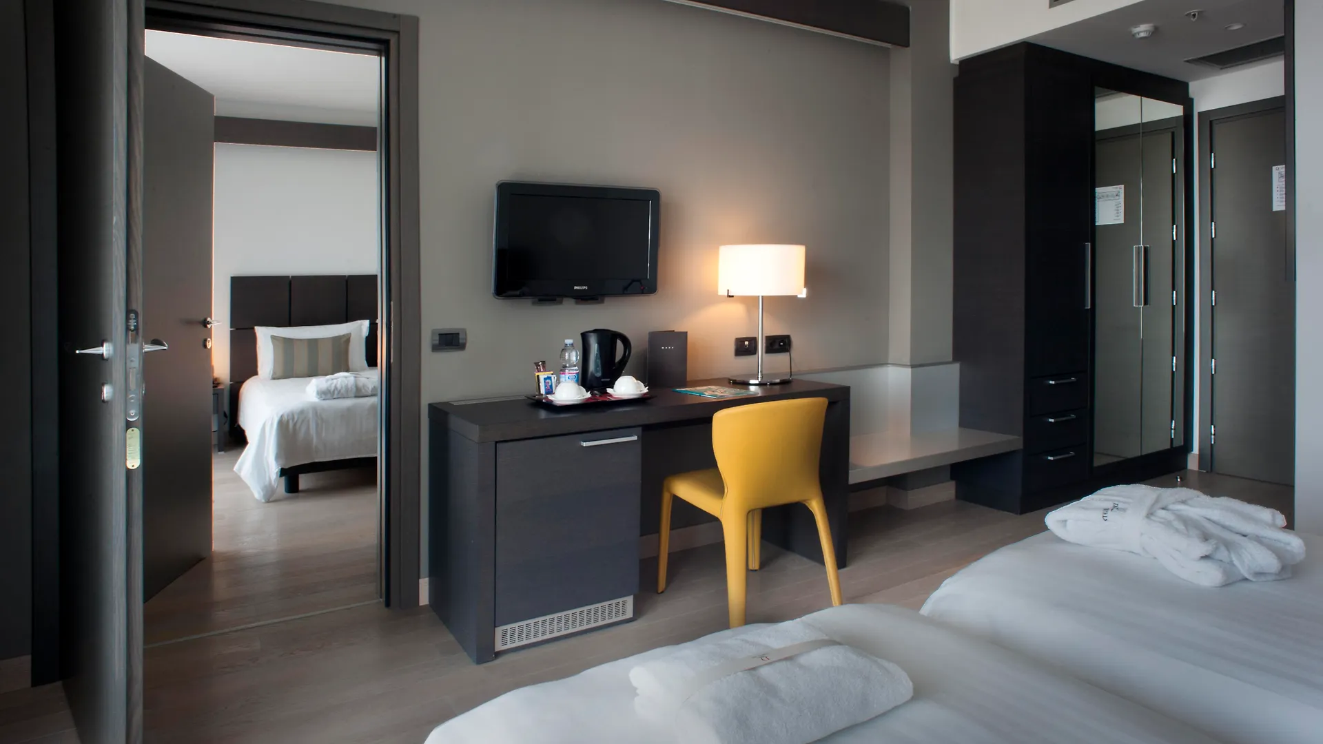 Domina Milano Fiera Hotel Novate Milanese 4*,  Italy