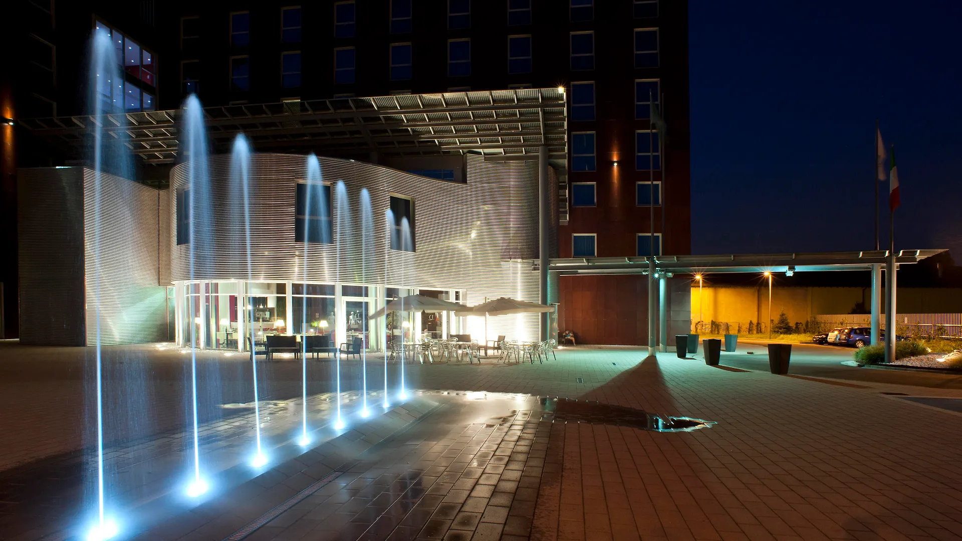 Domina Milano Fiera Hotel Novate Milanese 4*,  Italy